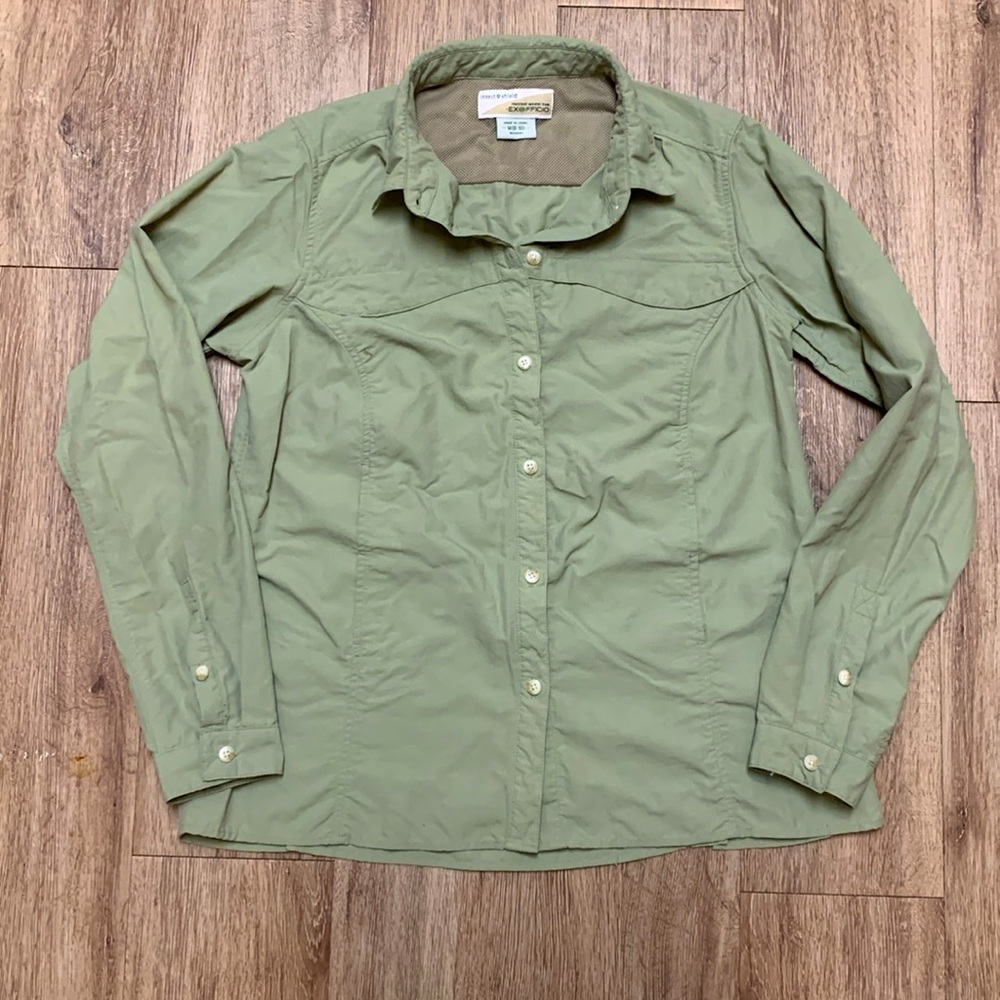 Exofficio Women’s light green bug repellent shirt Medium